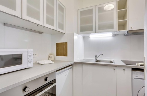 Arts-et-Metiers Apartment | Studio Apartment Close to Rambutue Metro Paris