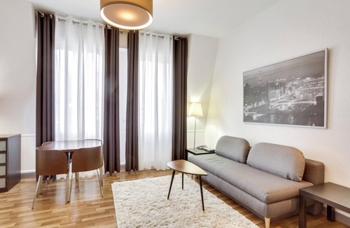 Arts-et-Metiers Apartment | Studio Apartment Close to Rambutue Metro Paris