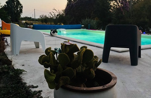 Mazeres Apartment | Studio Apartment 'De La Hulotte' with Shared Pool, Wi-Fi and Air Conditioning