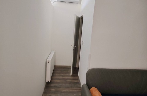 Karlovac Apartment | Studio Apartment Enter - Studio Apartment With Terrace