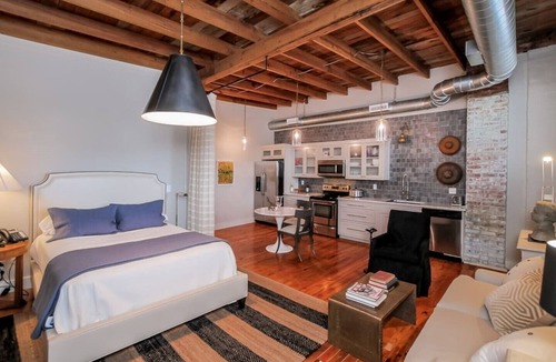 Ashland City Apartment | Studio apartment in the Merchantile