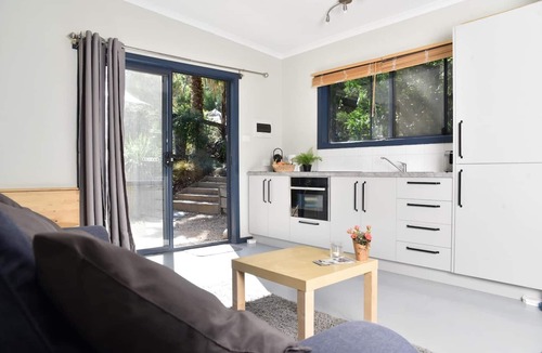 Hurstbridge Apartment | Studio Apartment in Leafy Hurstbridge