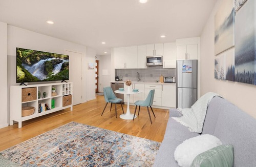 Ballard Condo | Studio apartment in Ballard