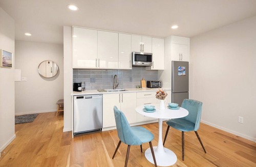Ballard Condo | Studio apartment in Ballard