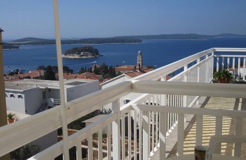 Hvar Apartment | Studio apartment in Hvar town with Seaview, Balcony, Air condition, WIFI (3666-1)