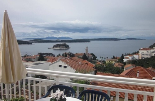Hvar Apartment | Studio apartment in Hvar town with Seaview, Balcony, Air condition, WIFI (3666-1)