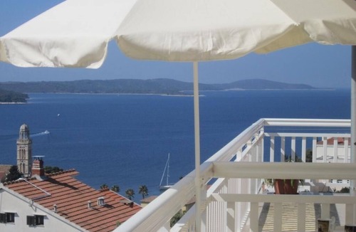 Hvar Apartment | Studio apartment in Hvar town with Seaview, Balcony, Air condition, WIFI (3666-1)