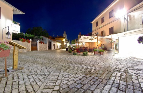 Nin Apartment | Studio apartment in Nin with Terrace, Air condition, WIFI (3722-5)