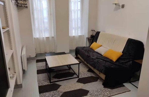 Quillan Apartment | Studio Apartment in Quillan