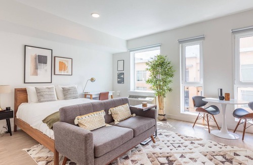 Downtown Vancouver Apartment | Studio Apartment in Vancouver