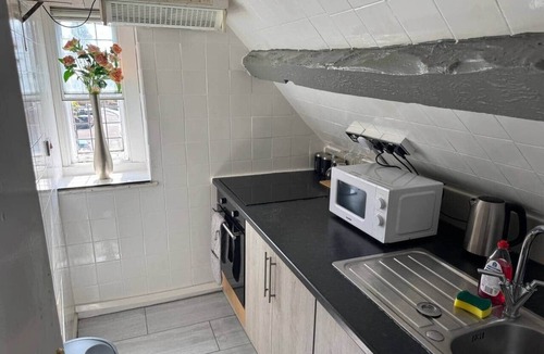 Melksham Apartment | Studio Apartment Melksham