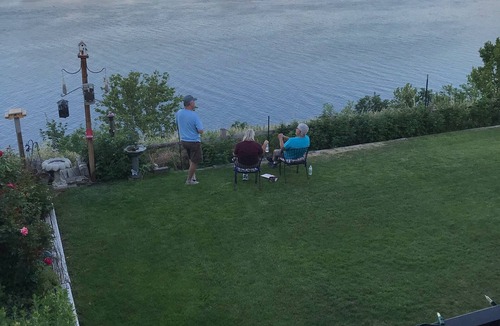 Clarkston Apartment | Studio apartment overlooking the Snake river