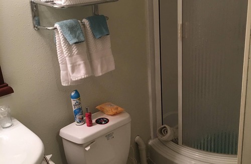 Clarkston Apartment | Studio apartment overlooking the Snake river