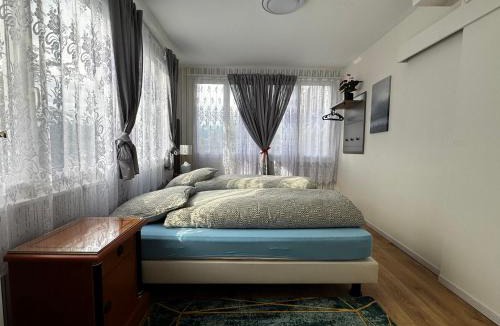 Gwatt Apartment | Studio apartment - Park view - for 2 guests