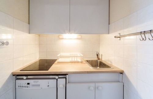 Le Corbier Apartment | Studio Apartment "Pied des Pistes" with Mountain View & Shared Pool