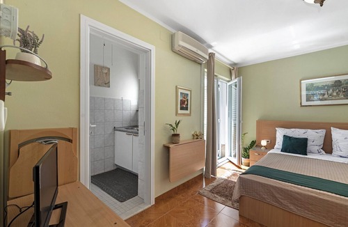 Sukosan Apartment | Studio Apartment Ruzmarin