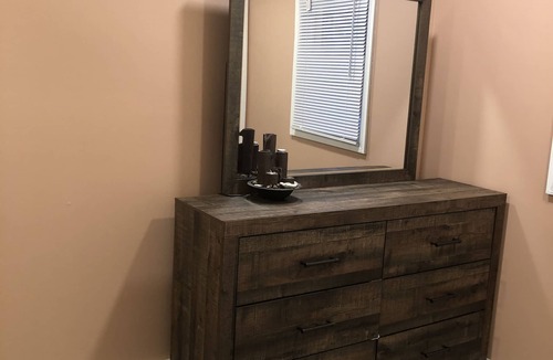 Trumbull Apartment | Studio apartment