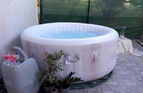 Rudine Apartment | Studio Apartment with jaccuzzi
