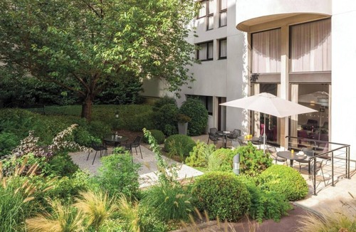Quartier de la Salpetriere Apartment | Studio Apartment With Balcony In Austerlitz