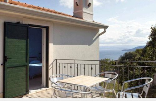 Brsec Apartment | Studio apartment with the balcony and seaview in a picturesque town