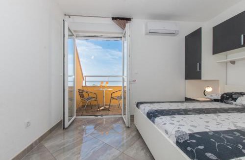 Bratus Apartment | Studio apartments Zloic in Krvavica