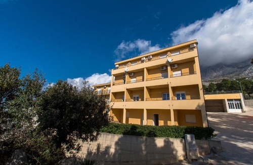 Bratus Apartment | Studio apartments Zloic in Krvavica