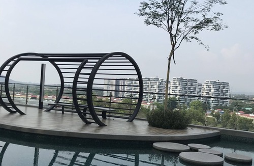 Ara Damansara Apartment | Studio @ Ara Damansara Wi-Fi Smart TV