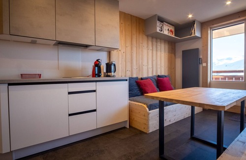 Eclose-Est Apartment | Studio Ascension - Welkeys