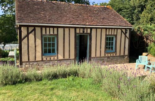 Domfront en Poiraie Apartment | Studio at Belle Vallee