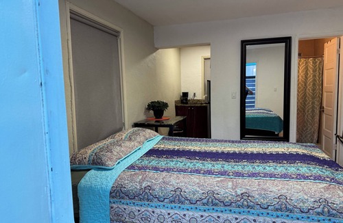 Coral Way Apartment | Studio at Oasis in Coconut Grove