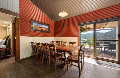 Bright House | Studio at Quins Gap Retreat