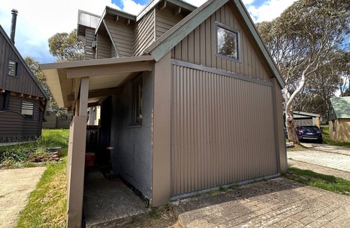 Dinner Plain Apartment | Studio at Snow Daisy - Dinner Plain