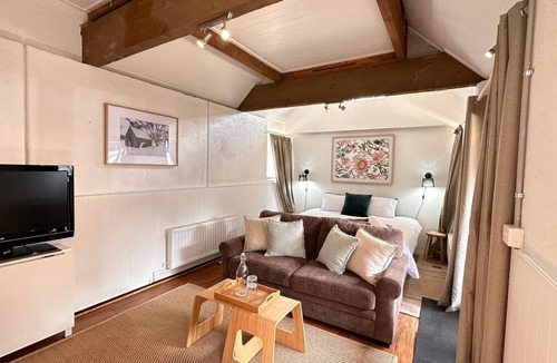 Dinner Plain Apartment | Studio at Snow Daisy - Dinner Plain