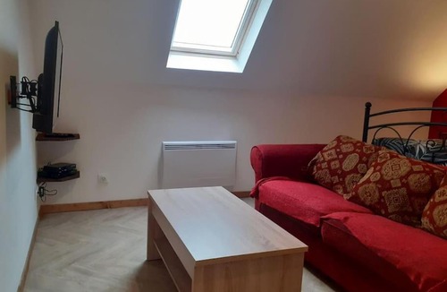 Verdelot Apartment | studio atypique et reposant