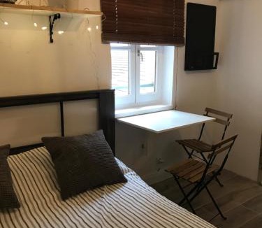 1st Arrondissement Apartment | Studio au cœur de lyon