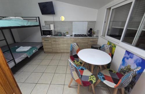 Baillargues Apartment | Studio au calme avec piscine