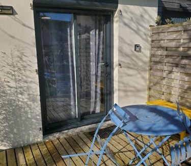 Sene Apartment | Studio au calme, dans village tranquille