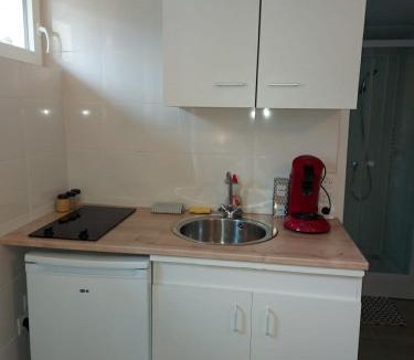 Castres Apartment | studio au calme wifi 600m centre ville parking privé