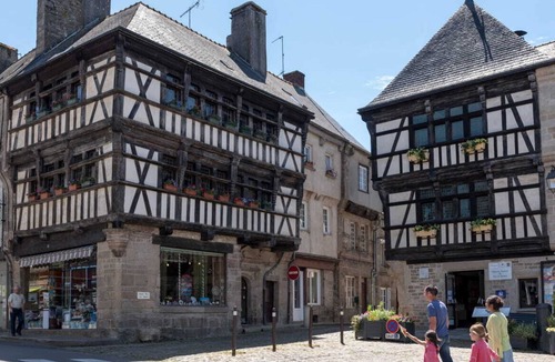 Quintin Apartment | Studio au Centre de Quintin