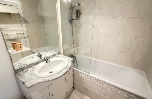 Monchy-Humieres Apartment | Studio au château