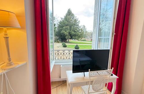 Monchy-Humieres Apartment | Studio au château
