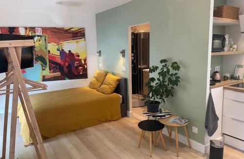 Saint-Alban-de-Roche Apartment | Studio Au Clair de Lune