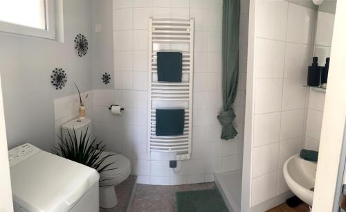 La Celle-sous-Gouzon Apartment | Studio au coeur du village