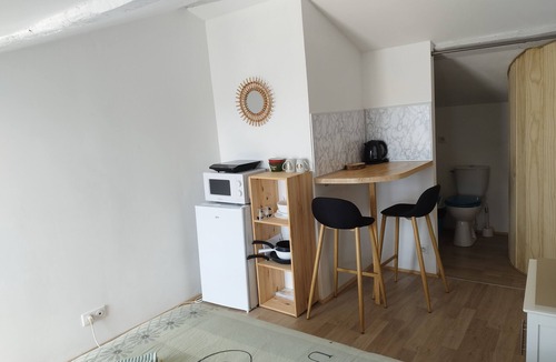 Machecoul-Saint-Meme Apartment | Studio au Coeur de la Ferme