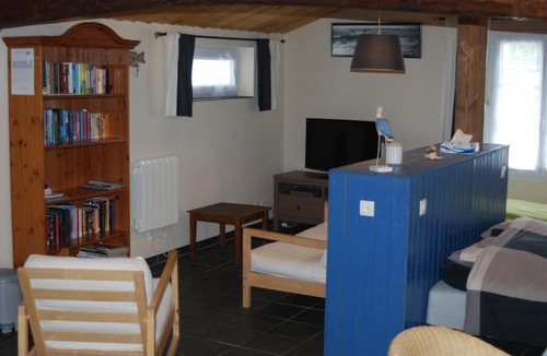 Beauvoir-sur-Mer Apartment | Studio Au Passage du Gois