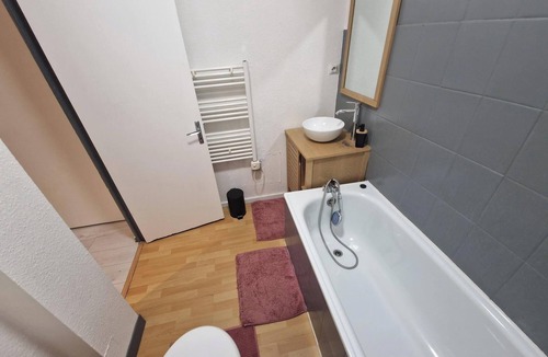 Besancon Old Town Apartment | Studio au Pied de la Citadelle