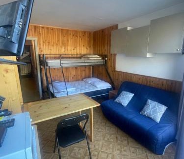 Villard-de-Lans Apartment | STUDIO aux pieds des pistes - Cote 2000