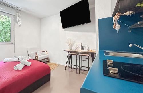 Saint Clair Apartment | Studio Aux Portes de Lyon