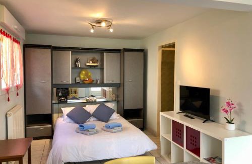 Luc-la-Primaube Apartment | Studio aux portes de Rodez