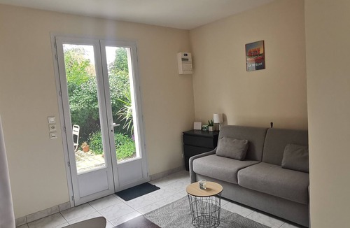 Bourcefranc-le-Chapus Apartment | Studio Avec Jardin